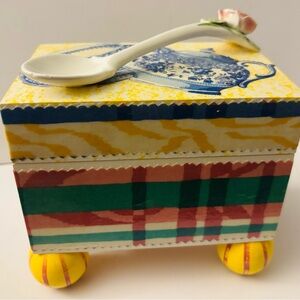 Beautifully Crafted Decorative Box